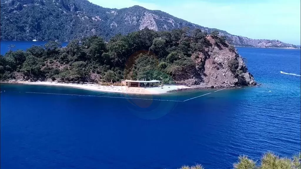 比于克邦库克卢湾 比于克邦库克卢湾