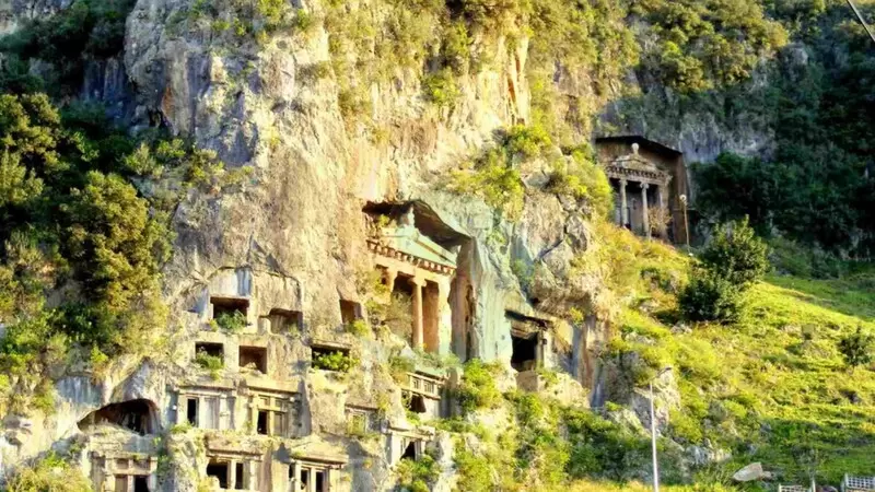 阿明塔斯之墓 阿明塔斯之墓